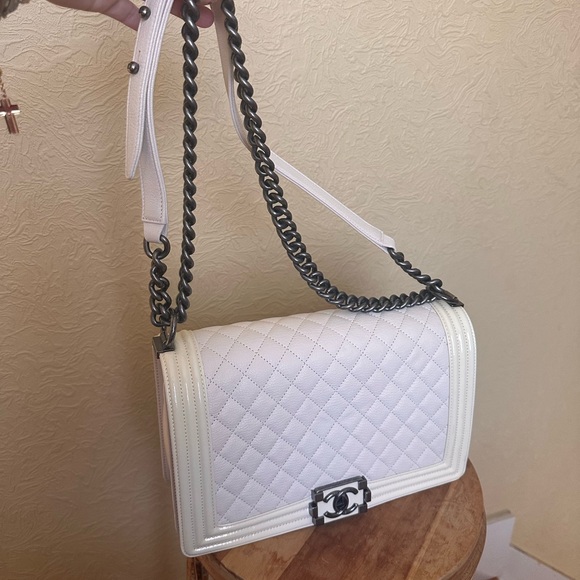 Sold - Picture 4 of 11